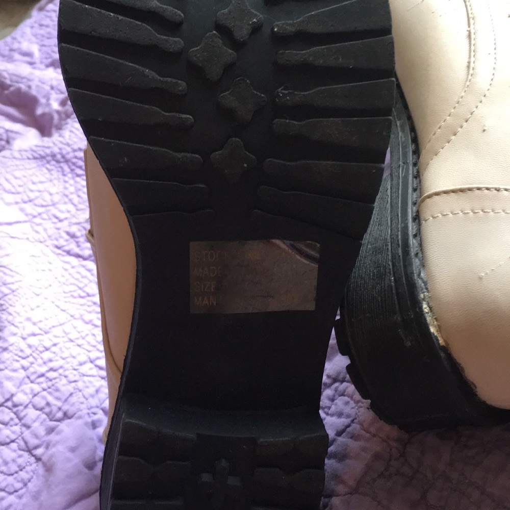 Boots - Picture 2 of 2